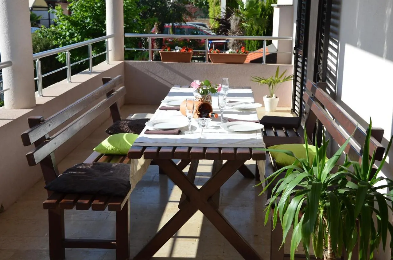 Apartment Near The Beach Pula