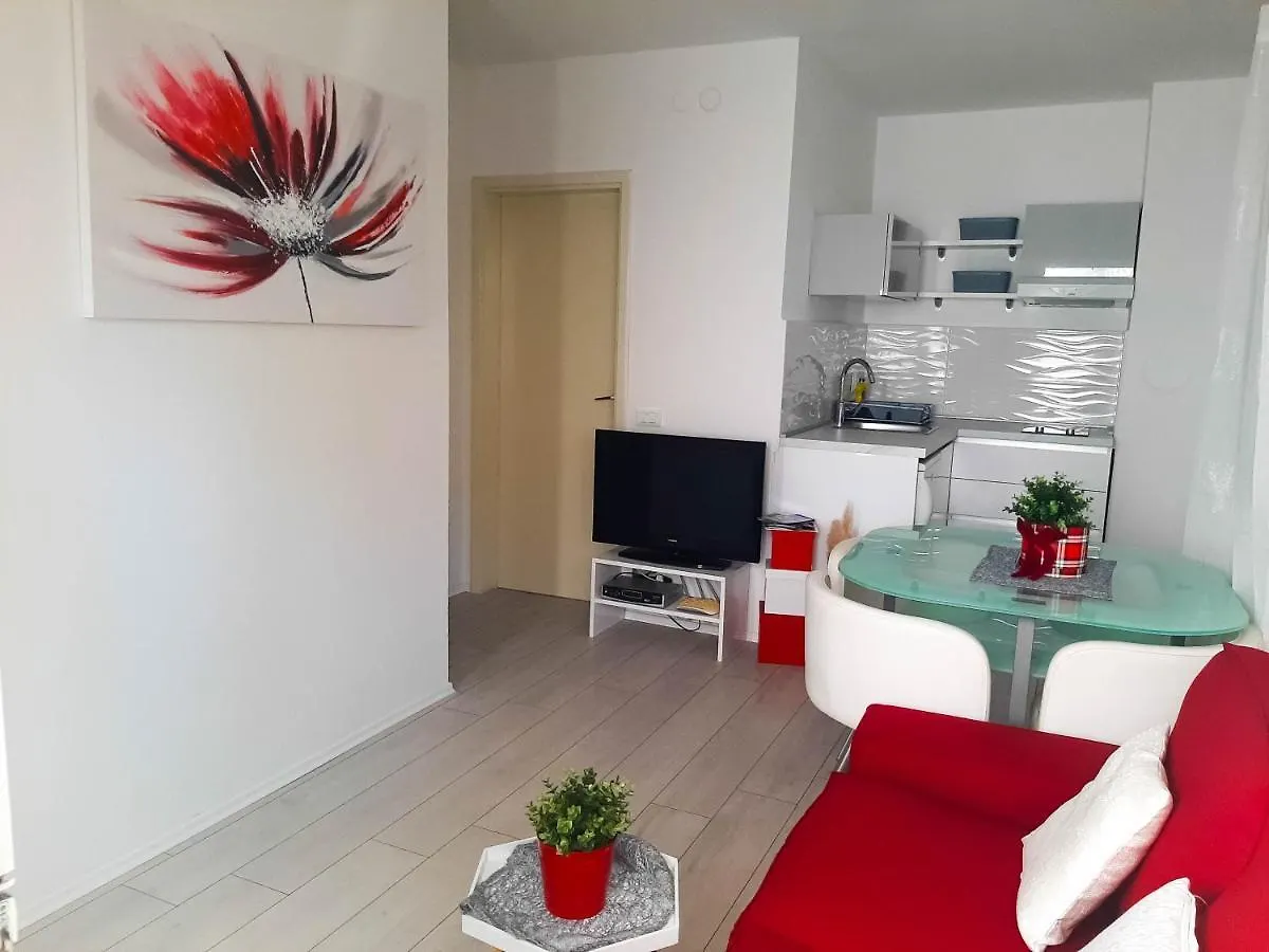 Near The Beach Pula Apartment